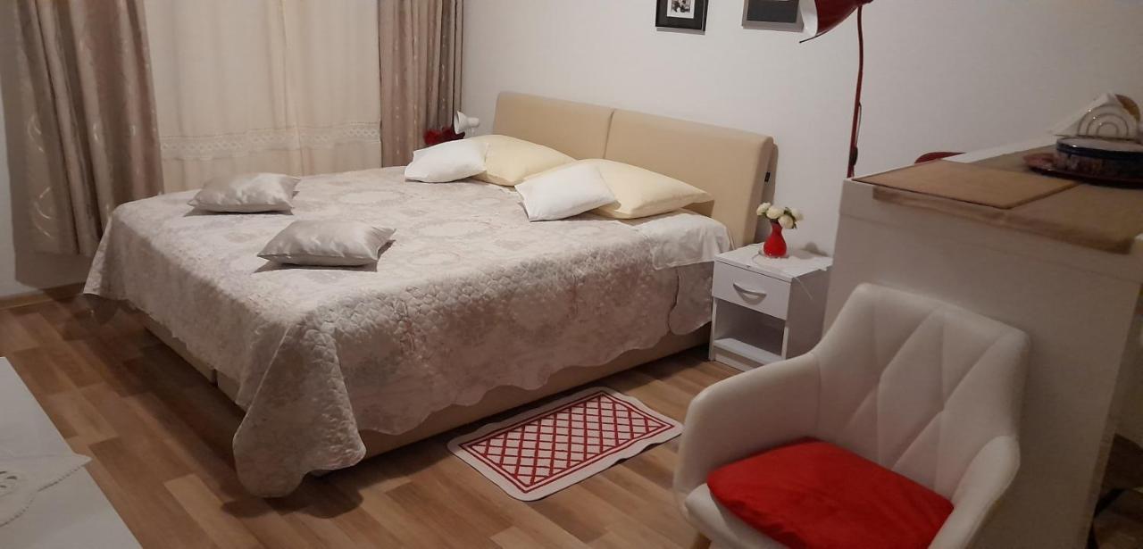 Klara Studio Apartman Split Exteriör bild