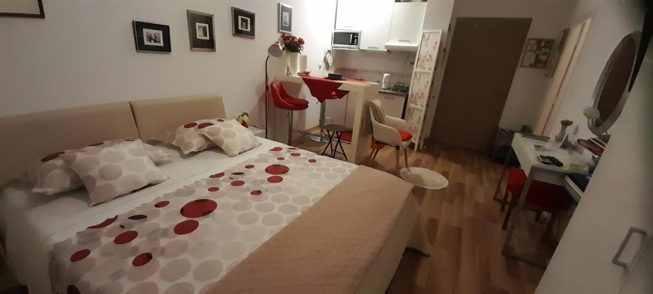 Klara Studio Apartman Split Exteriör bild