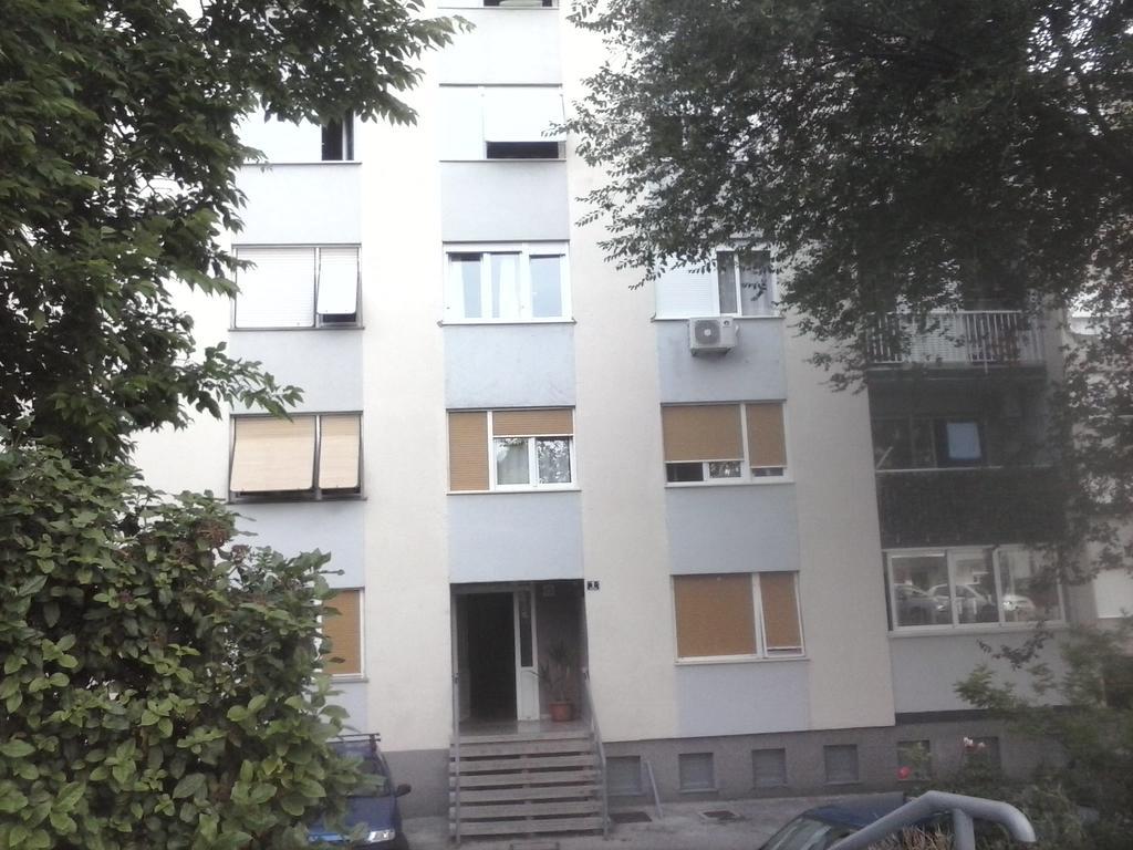 Klara Studio Apartman Split Exteriör bild